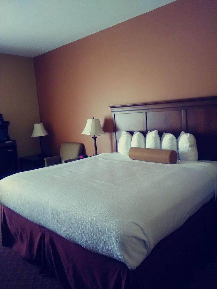 Best Western Plus Мадисон Экстерьер фото