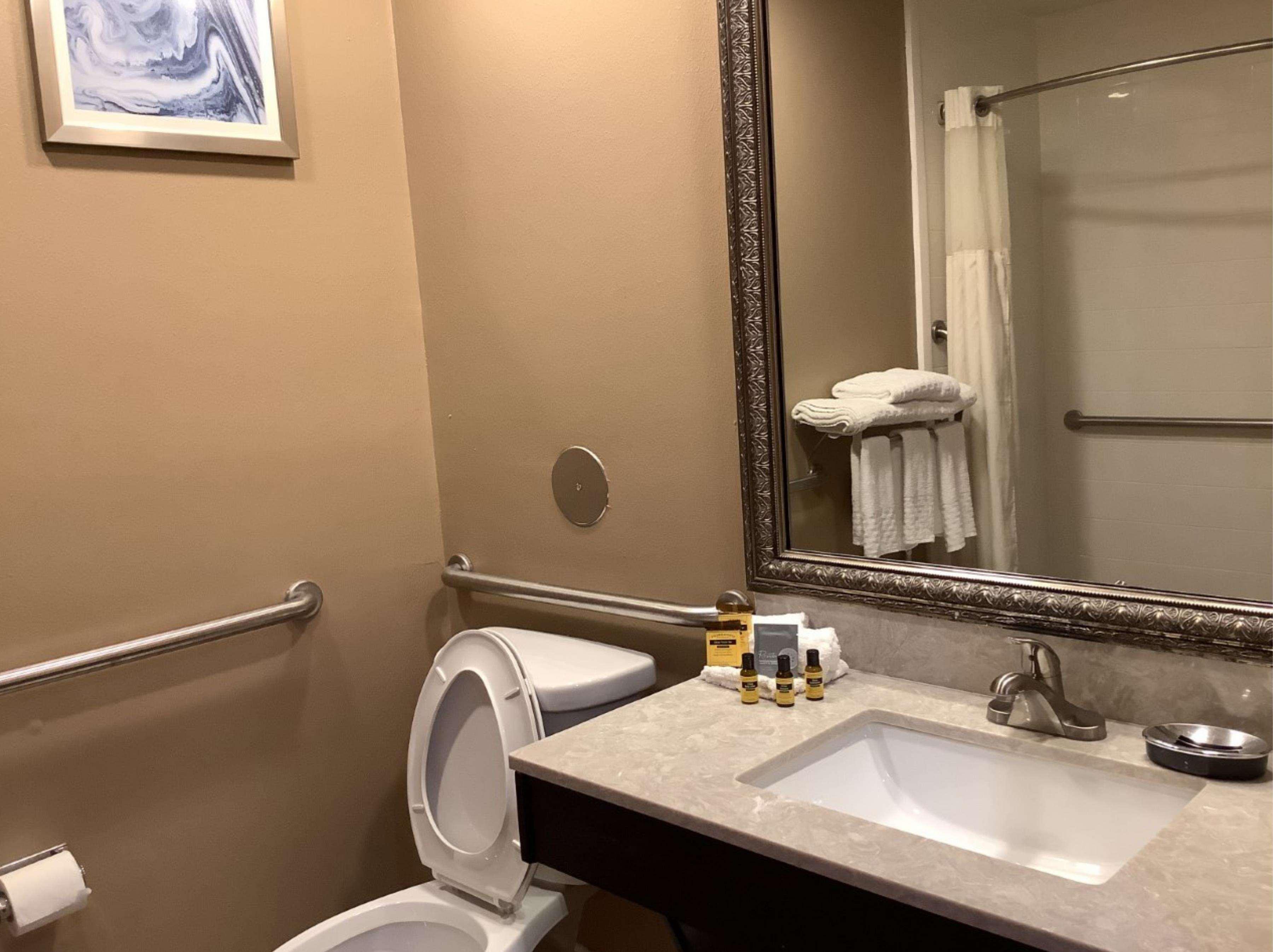Best Western Plus Мадисон Экстерьер фото